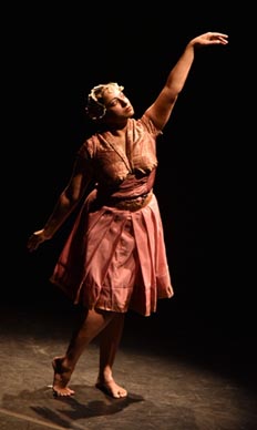 Plesačica (Dancing Girl), autorica Sujata Goel, foto: Silvija Dogan