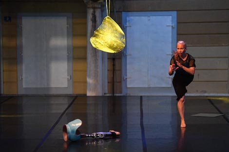 Prva večer Festivala: Markéta Stránská, izvedba FLY!, foto: Sandro Donda (realizirano u partnerstvu sa HKD na Sušaku)