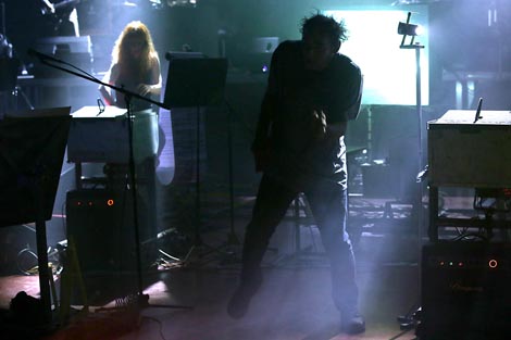 DB Indoš Kuća ekstremnog muzičkog kazališta: I:O:, autori: autori Damir Bartol Indoš, Tanja Vrvilo