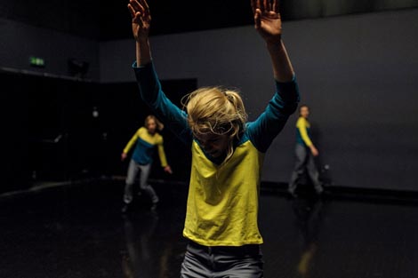 I plesačice ubijaju, zar ne?, kor. Rajko Pavlić