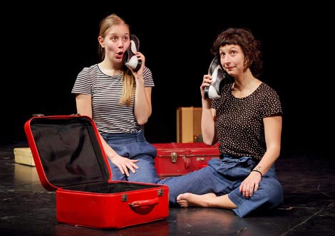 Kazalište Mala scena, Zagreb: Buga Marija Šimić, Leptirove pjesme, red. Buga Marija Šimić