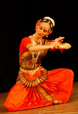 Maja Drobac u  Bharatanatyam solo izvedbi, foto: © Srikanth Kolari
