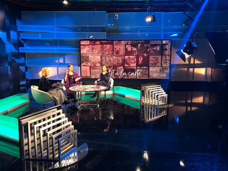 U studiju tijekom snimanja emisije Art a la carte