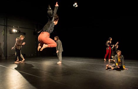 UO Škvadra, Zagreb: Ne čujem te, mrak je, kor. UO Škvadra