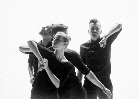 Leon & the Wolf, Grčka: Opus, kor. Christos Papadopoulos