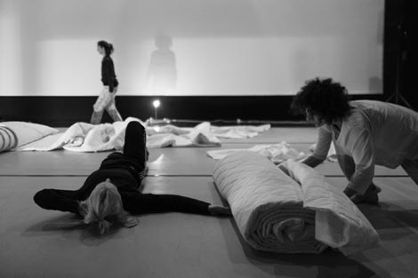 BADco.: Spore, kor. Nikolina Pristaš