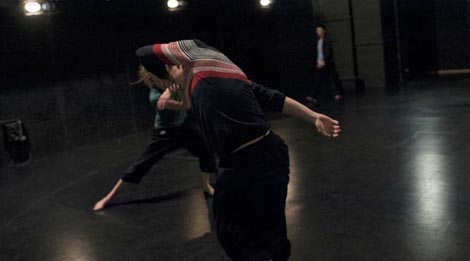 Studio za suvremeni ples, Zagreb i Wee company Oslo: Surprised Body, kor. Francesco Scavetta