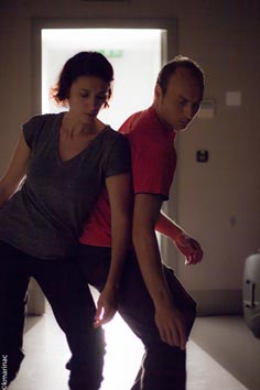 llinkt! plesni projekt 2106. i program Rezidencija Zagrebačkog plesnog centra: Undercurrent, autori: Iva Nerina Sibila, Nikola Orešković, foto: Krunoslav Marinac