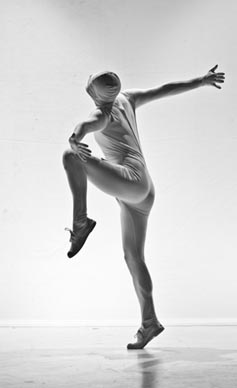 Pekinpah, Ljubljana: White, autor Matej Kejžar, foto: © Matija Lukić