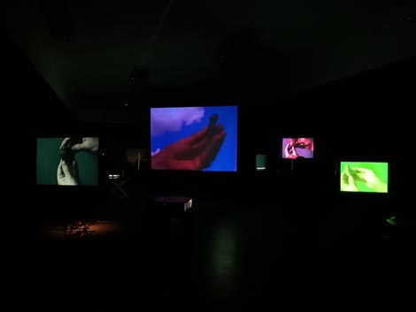 Nicole Hewitt, Žene minorne spekulacije, sekvenca 5 (Mutacije)